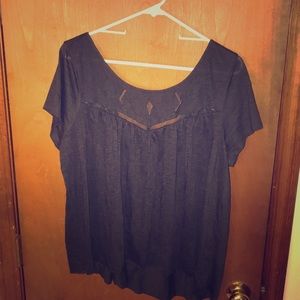 NEVER WORN SHIRT